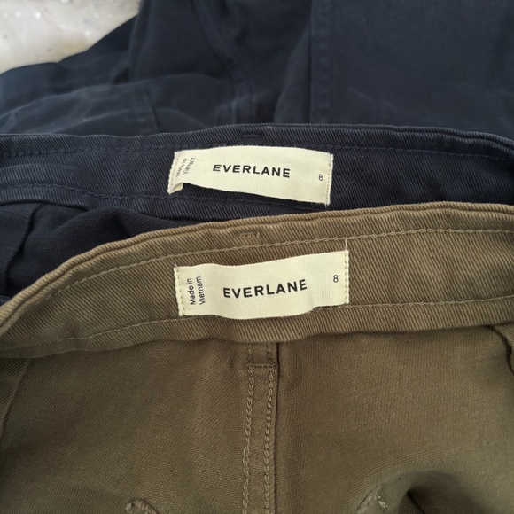 Bundle of Two Everlane the Utility Short, Olive and Navy - Picture 6 of 7